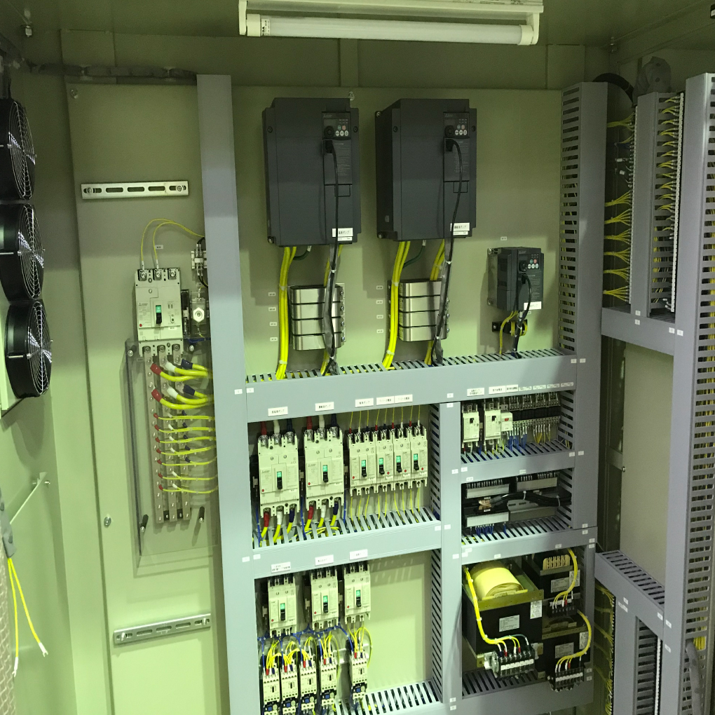 制御盤作製写真6